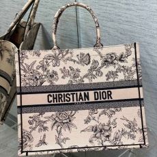 Christian Dior Shopping Bags